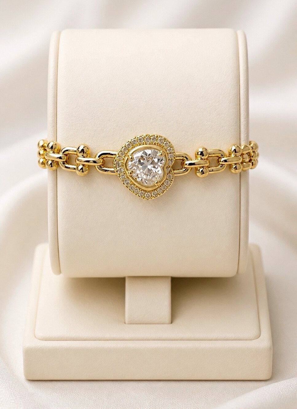 14k Gold-Plated Link Chain Bangle Bracelet Heart-Shaped VVS CZ Crystal Pavé
